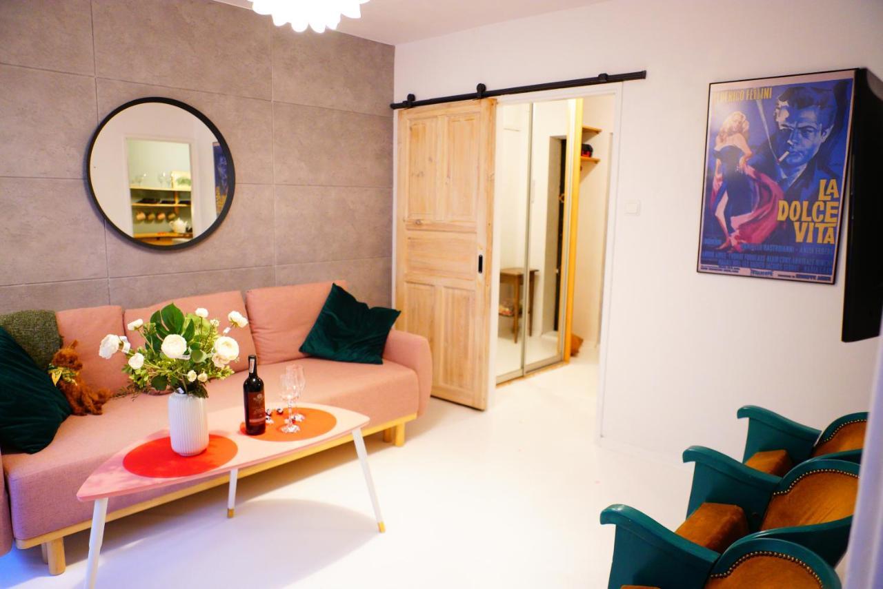 Cinema Apartment Kinowa Varsó Kültér fotó